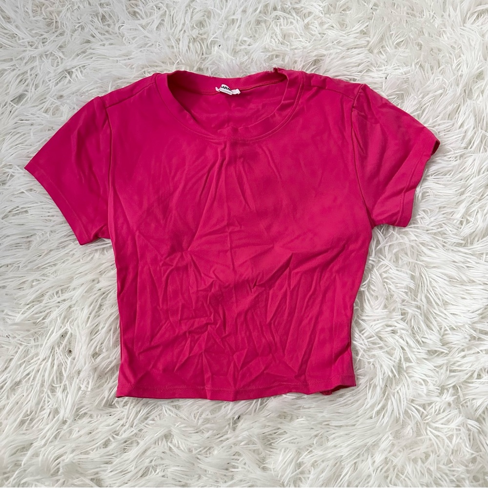 Garage Cropped Tee
